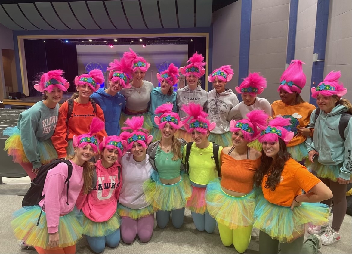 My thoughts on varsity poms An Urbana pom team member's perspective BVM Sports