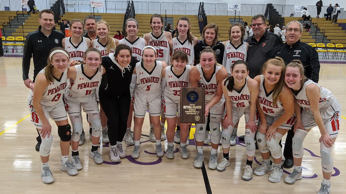 ‘They can never take that away’: Pewaukee’s 2019-20 girls basketball team will always be the Pirates’ first to make it to state