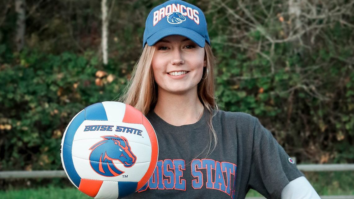 Bear to a Bronco: Chey Jones graduates from Tahoma to Boise State