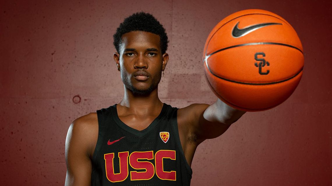 No. 3 recruit Evan Mobley to join family at USC: ‘A generational talent’