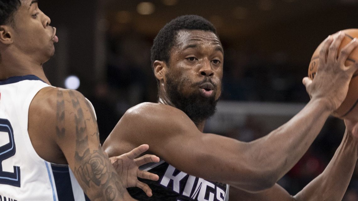 Kings’ Barnes isn’t at NBA restart, says he has coronavirus