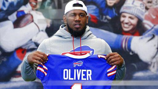 Buffalo DL Ed Oliver’s drunken driving, gun charges dropped