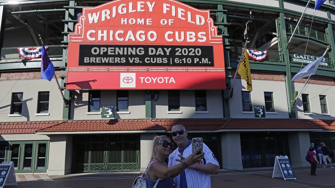 With no crowds, Wrigleyville has different feel for Cubs