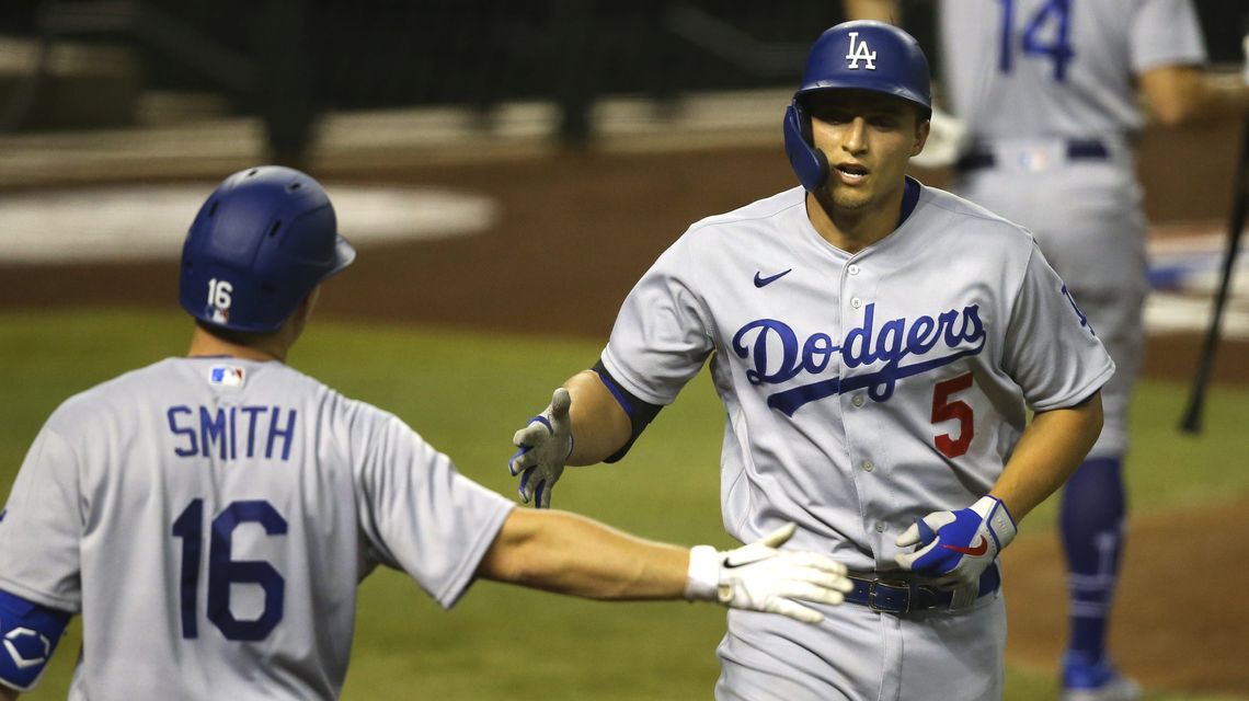 Dodgers win third straight, cruise past D-backs 6-3