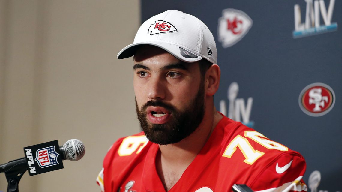 Chiefs’ Duvernay-Tardif first to opt out of 2020 NFL season