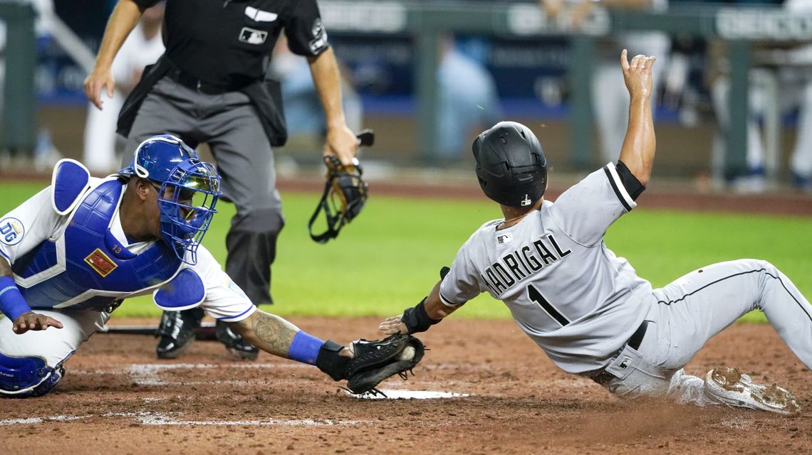 Engel, Keuchel lead White Sox to 3-2 victory over Royals