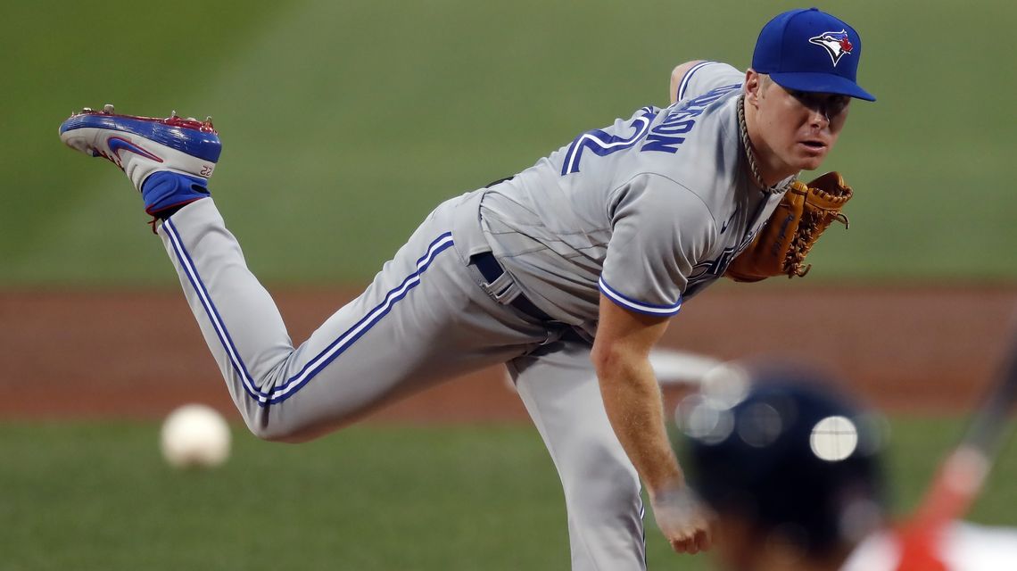 5 Blue Jays pitchers combine on 4-hitter, beat Red Sox 2-1