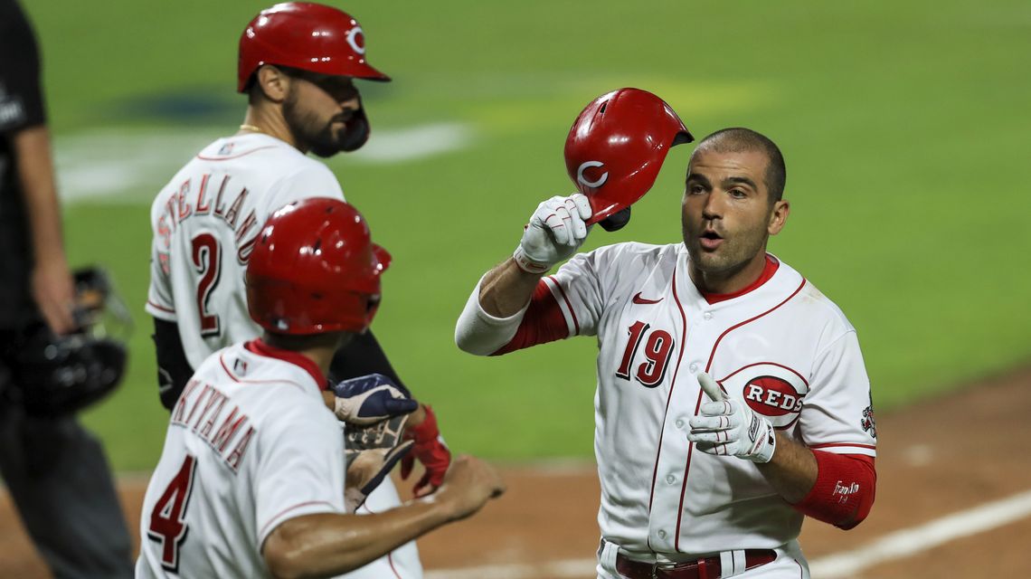 Votto’s homer lifts Reds over Indians 3-2; still no Francona
