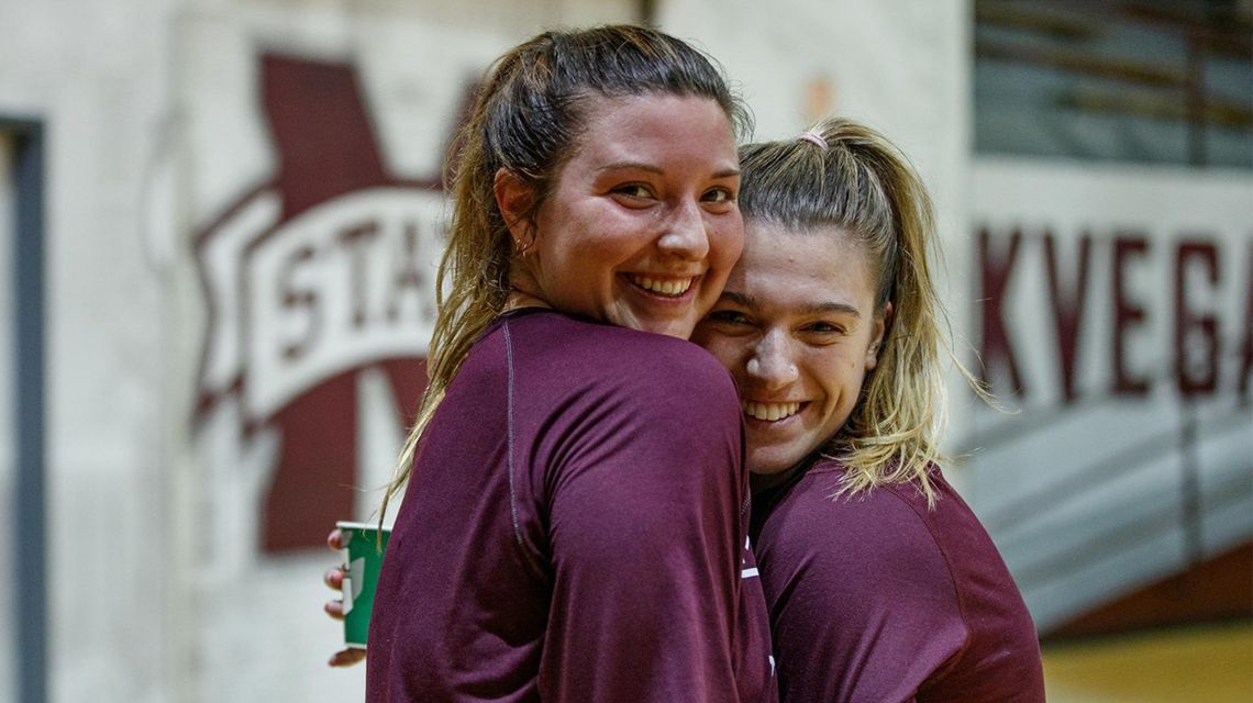 Bouncing back: Mississippi State volleyball captains set for 2020 season