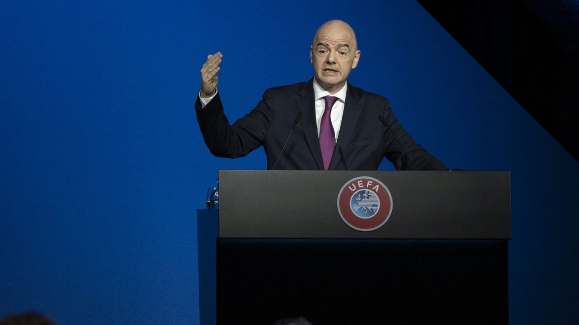 FIFA to AP: Infantino should remain president during probe