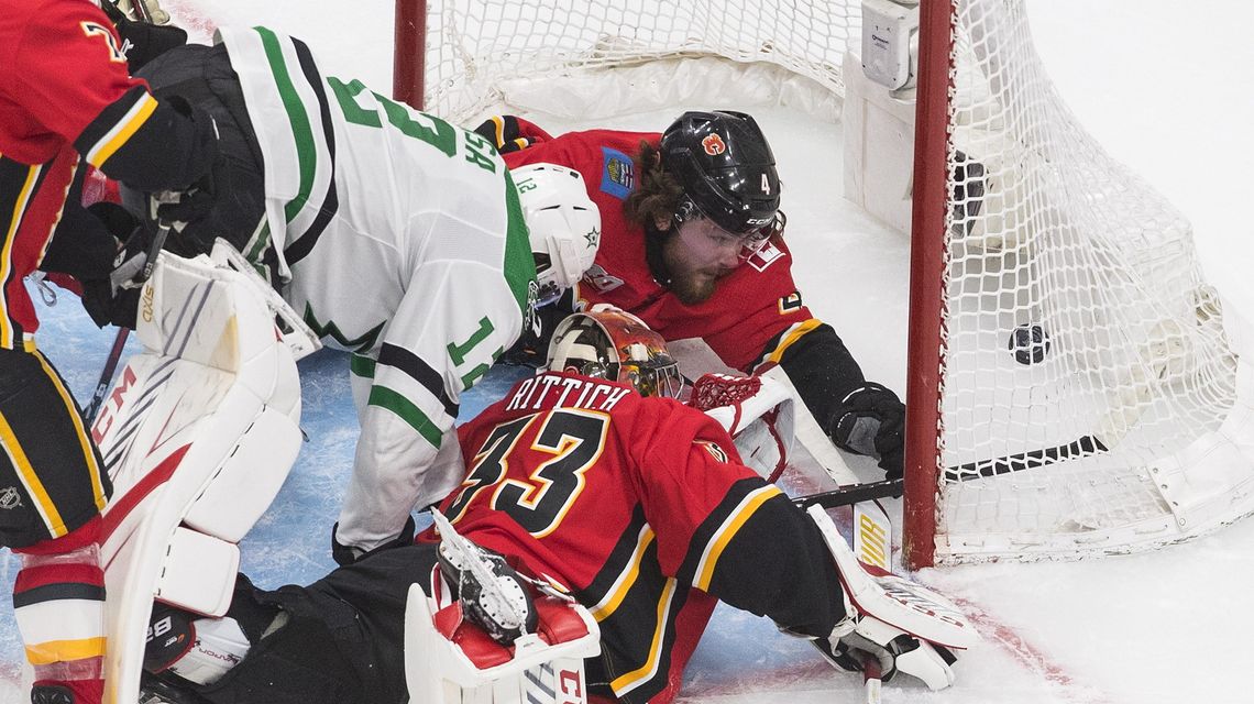 Gurinov scores 4, Stars rally to clinch series over Flames