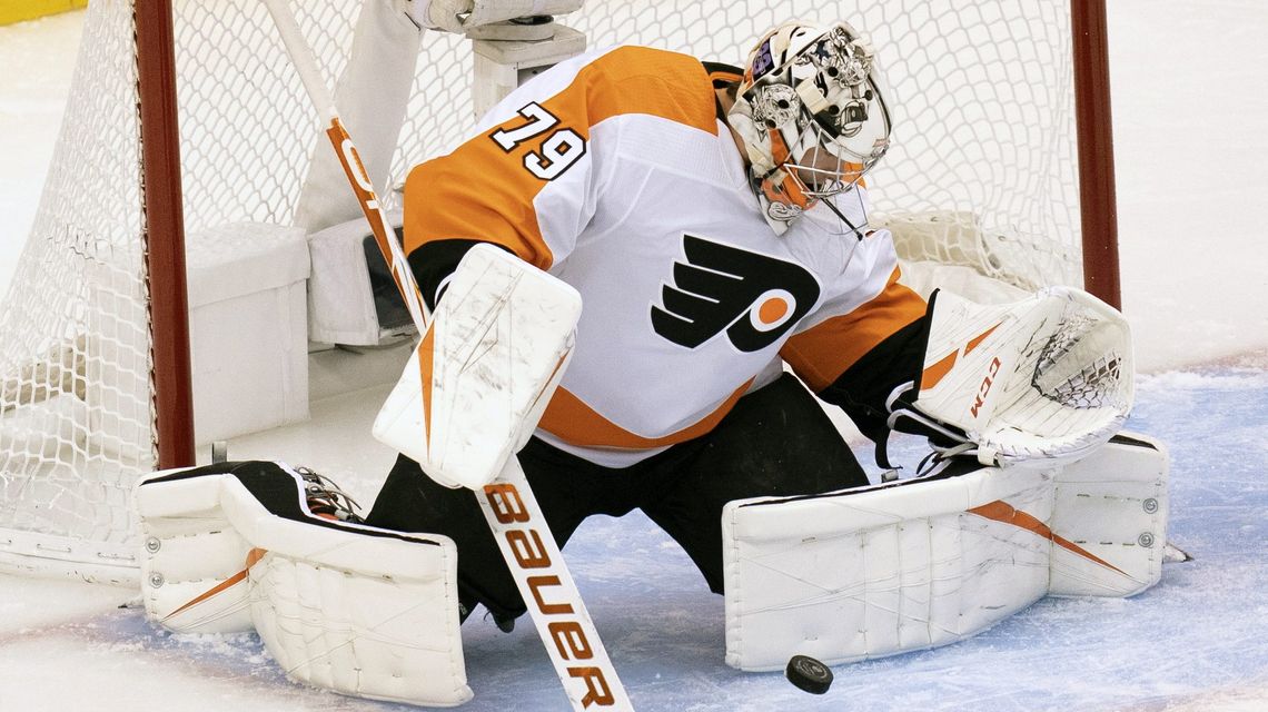 Hart has 34 saves in Flyers’ 4-1 win over Bruins