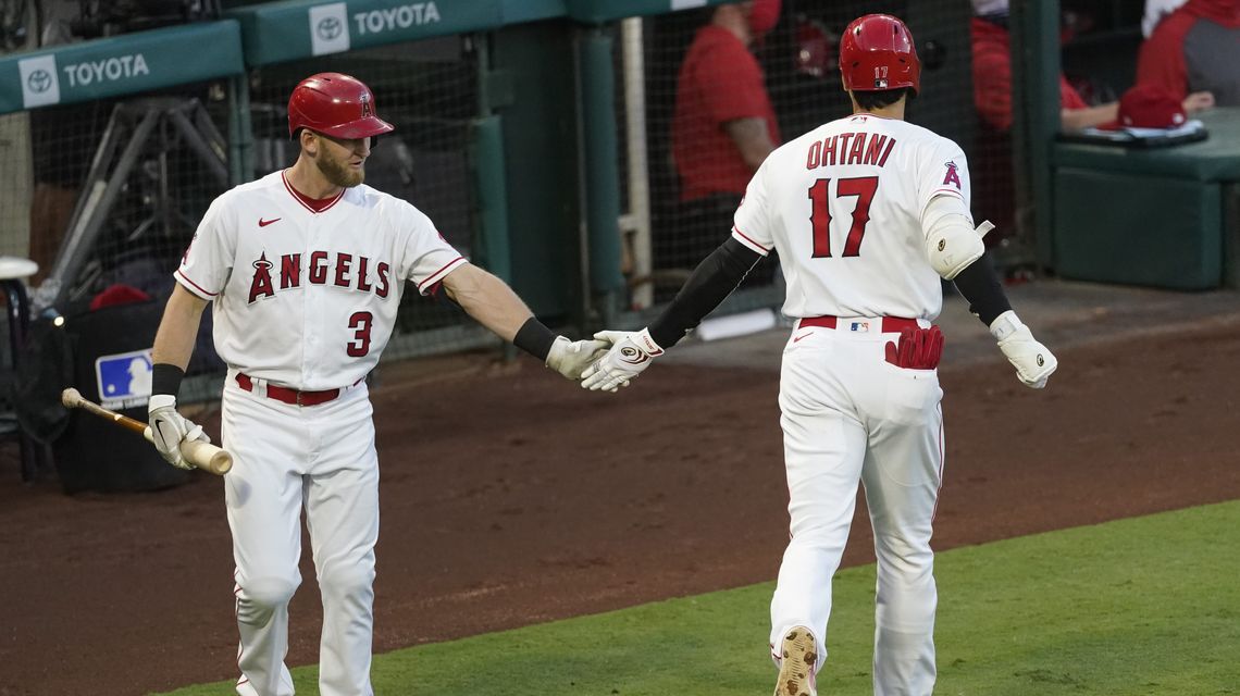 Trout, Ohtani put Angels past Rangers 4-3 for 3rd straight W