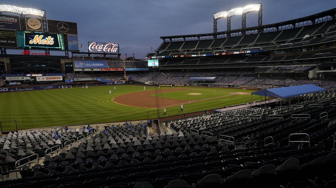 Billionaire hedge fund manager Cohen agrees to buy Mets
