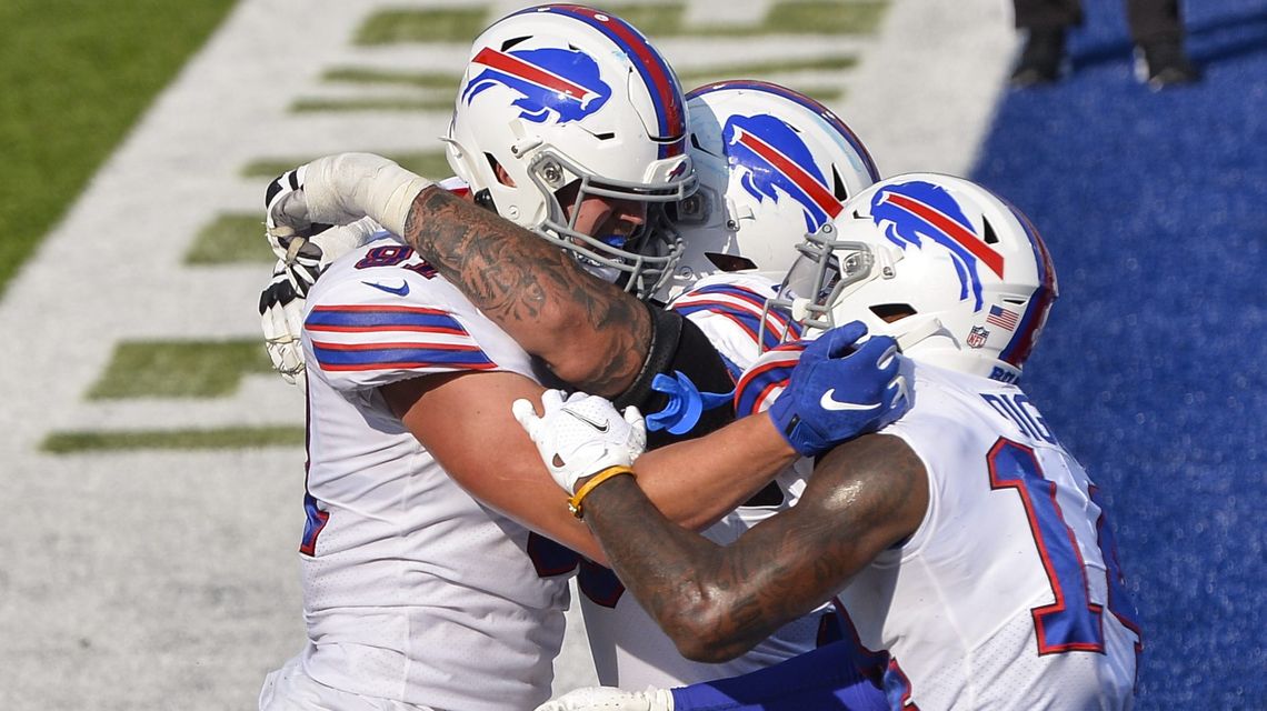 Bills rally to beat Rams 35-32 after blowing 25-point lead