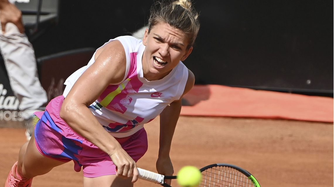 Halep wins Italian Open when Plíšková retires from final