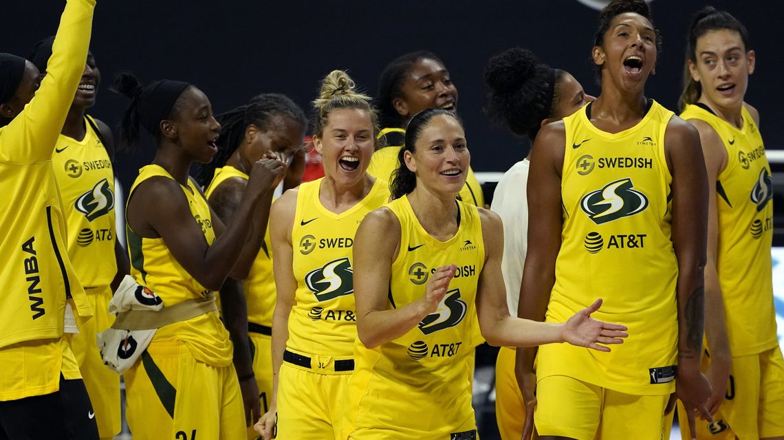 Stewart, Bird help Storm sweep Lynx, advance to WNBA Finals