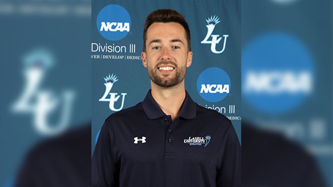 Lasell volleyball coach Jeff Vautrin looks to carry success into second year