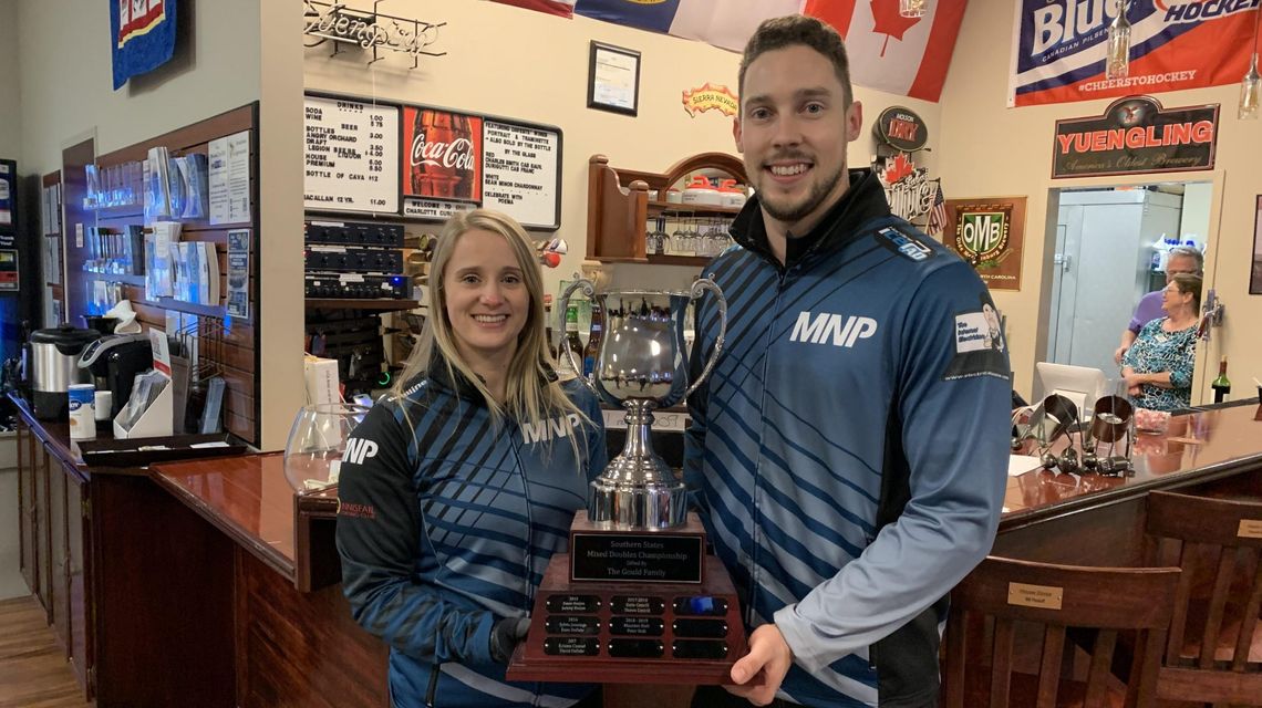 Canadian professional curlers find love on the ice