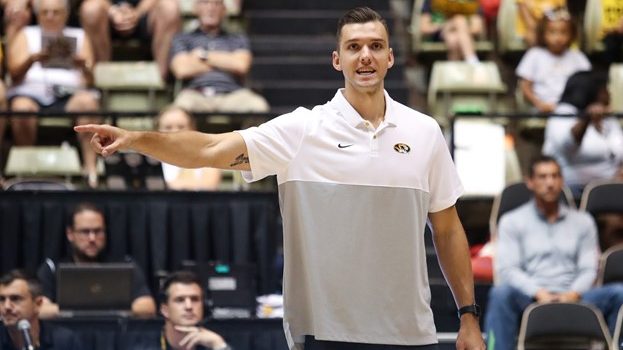 Missouri volleyball coach hopes to serve up another impressive season