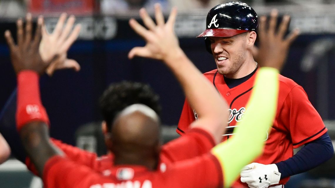 Freeman’s 2-run HR in 11th lifts Braves past Red Sox, 8-7