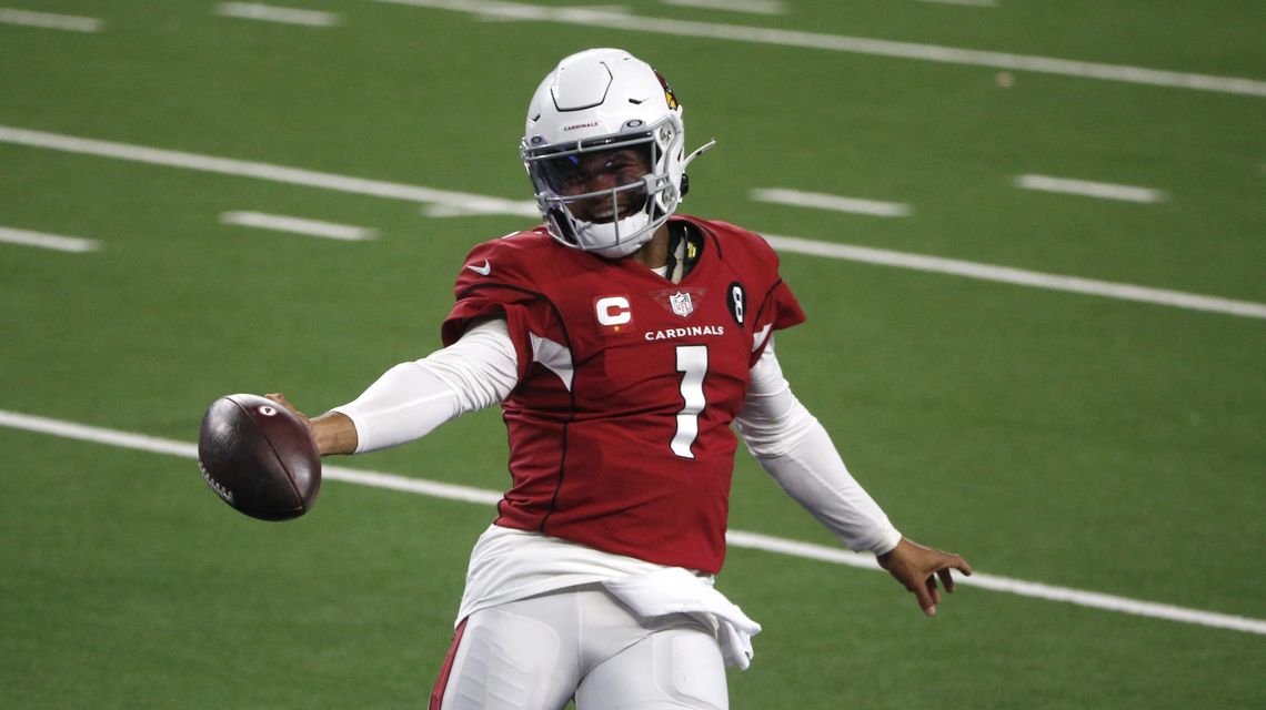 Murray has happy homecoming, Cards cruise past Cowboys 38-10