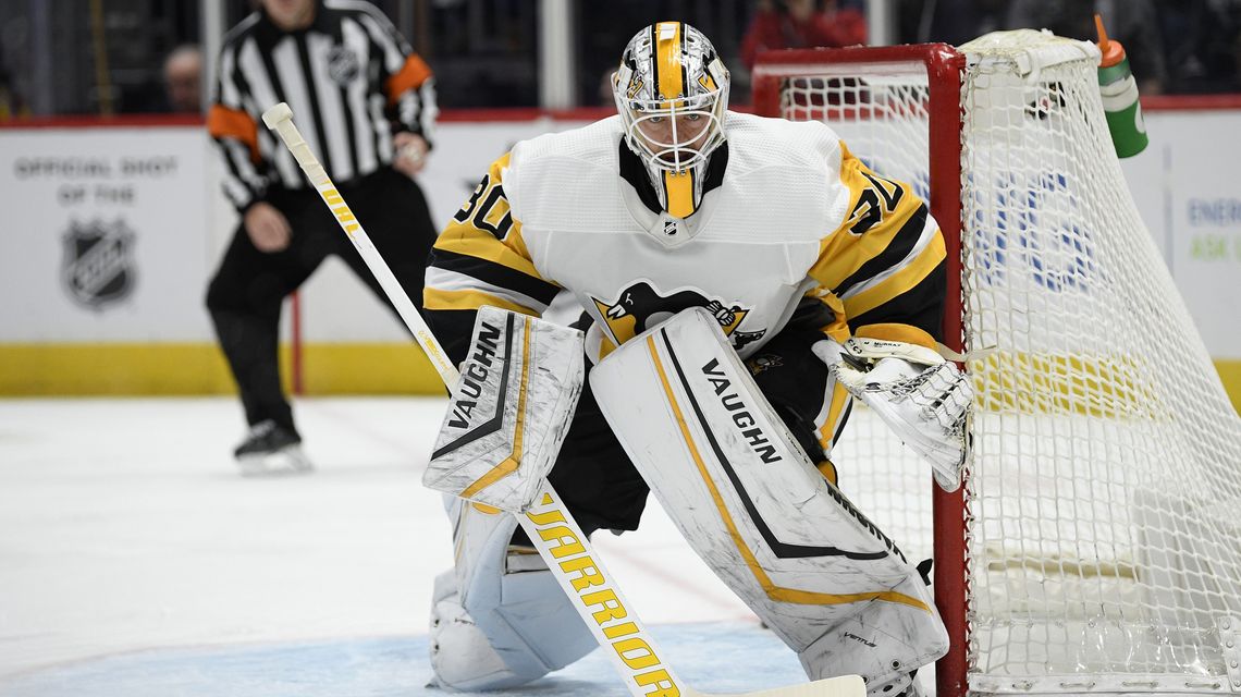 Trades start heating up at NHL draft as Penguins deal Murray