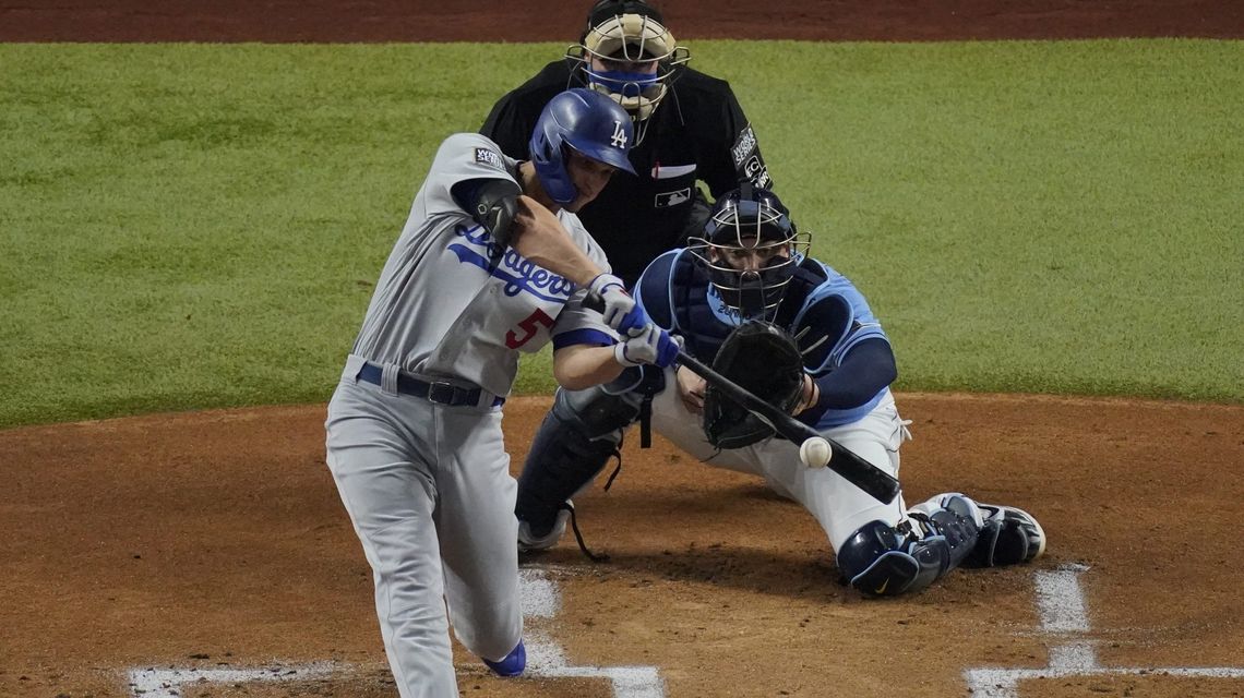 Corey Seager hits rare double as World Series and LCS MVP