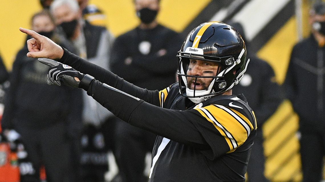 Roethlisberger throws 4 TD passes, Steelers rip Bengals