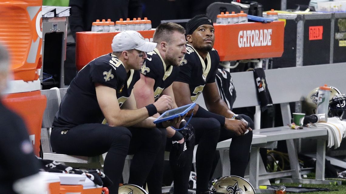 AP source: Saints’ Brees has rib fractures, collapsed lung