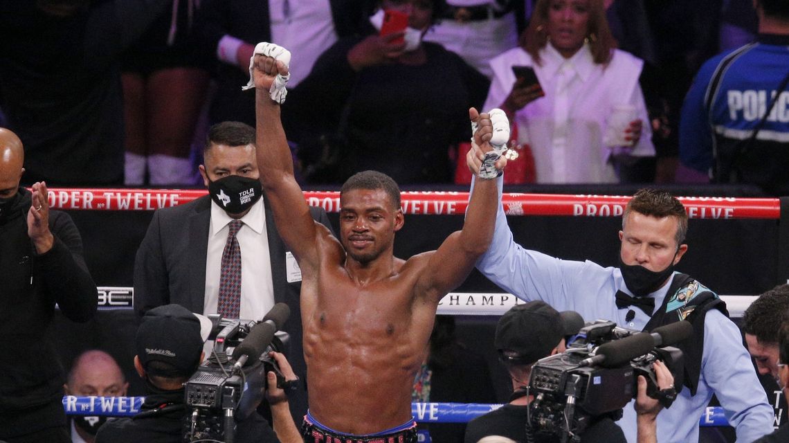 Spence beats Garcia, keeps titles in 1st fight since crash