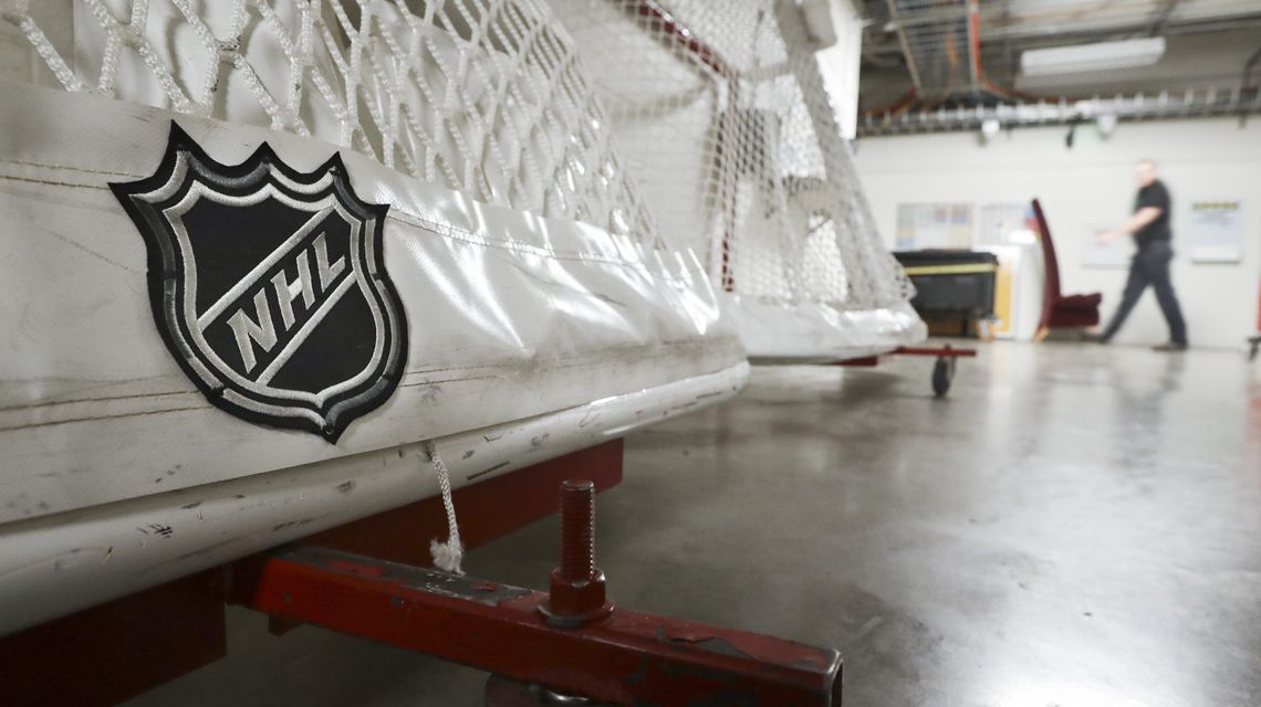 NHL: Canadian teams able to start season in home arenas