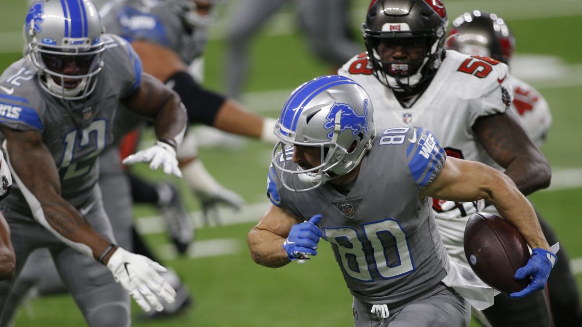 Lions and makeshift coaching staff struggle against Bucs