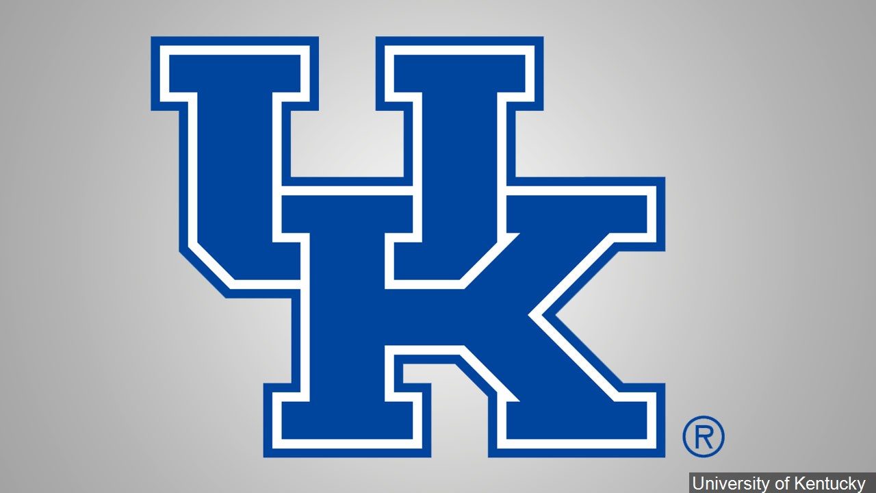 Kentucky runs for 281, beats NC State 23-21 in chippy Gator