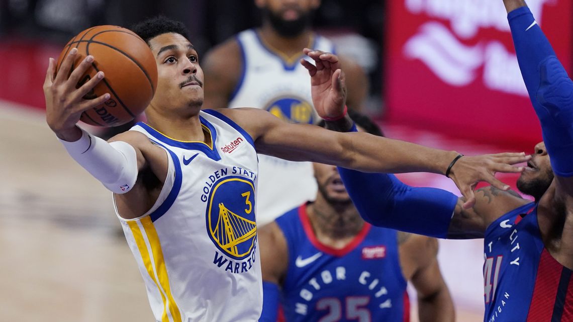 Big run in 4th quarter lifts Warriors over Pistons 116-106