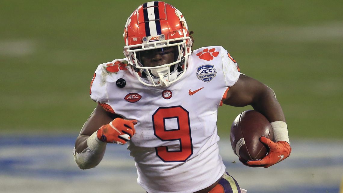Clemson RB Travis Etienne expands game for final title run