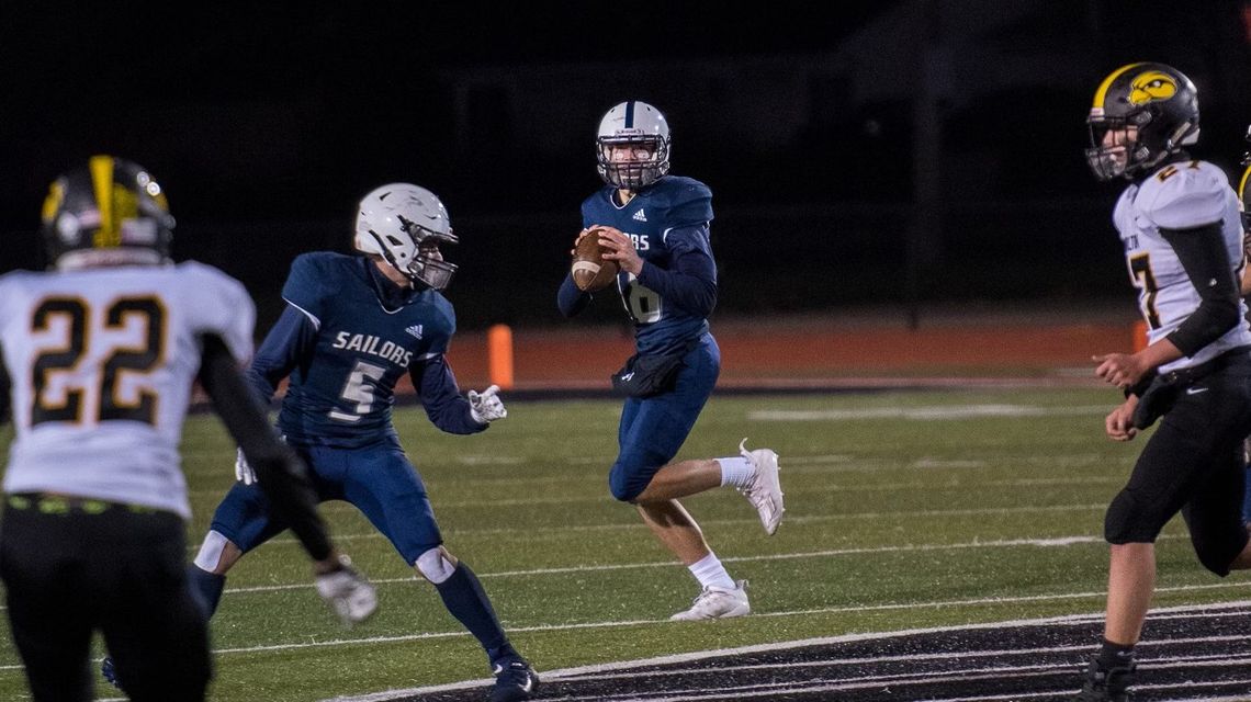Grand Rapids South Christian backup quarterback comes in to lead team on special postseason run