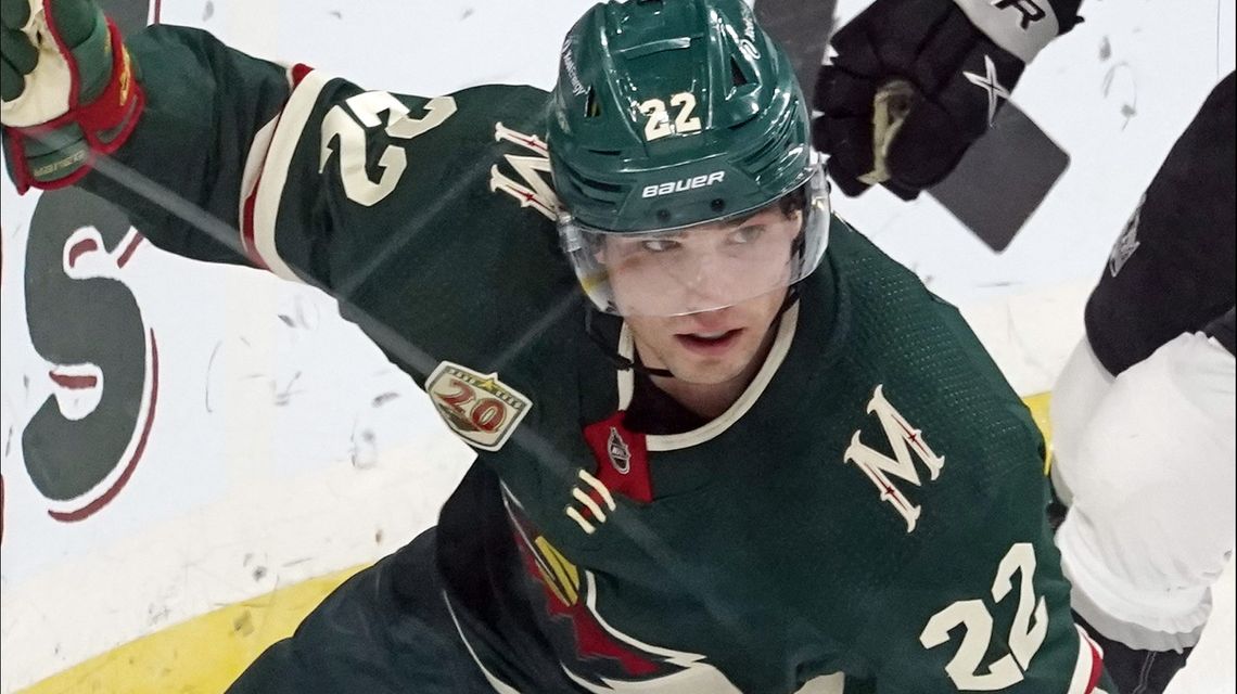 Wild sign forward Kevin Fiala to $5.1 million, one-year deal
