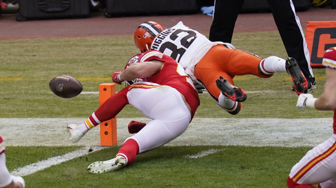 Browns’ comeback comes up short, fall to Chiefs in playoffs