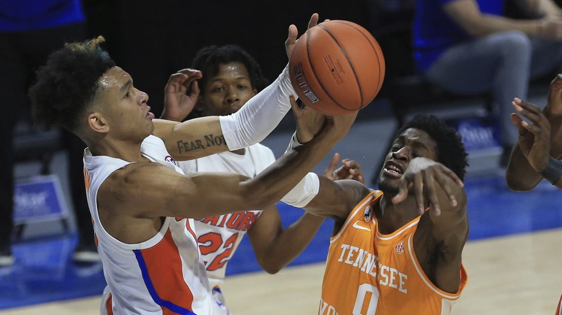 Short-handed Florida stuns No. 6 Tennessee 75-49