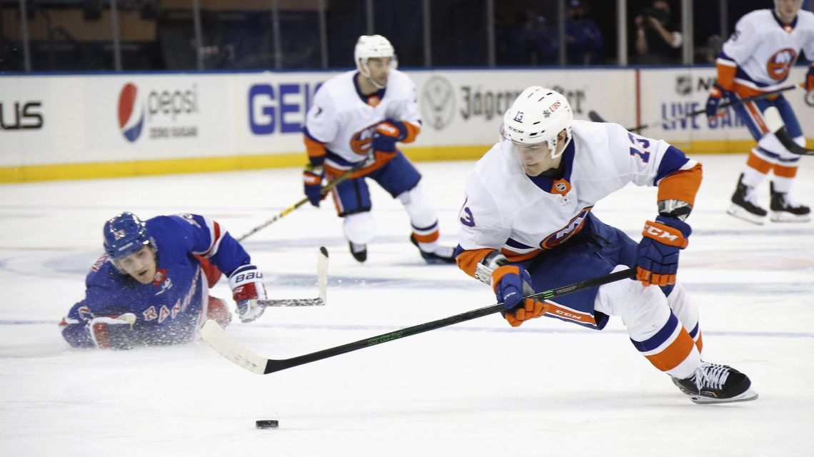 Islanders beat Rangers 4-0 in 1st of 8 games between rivals