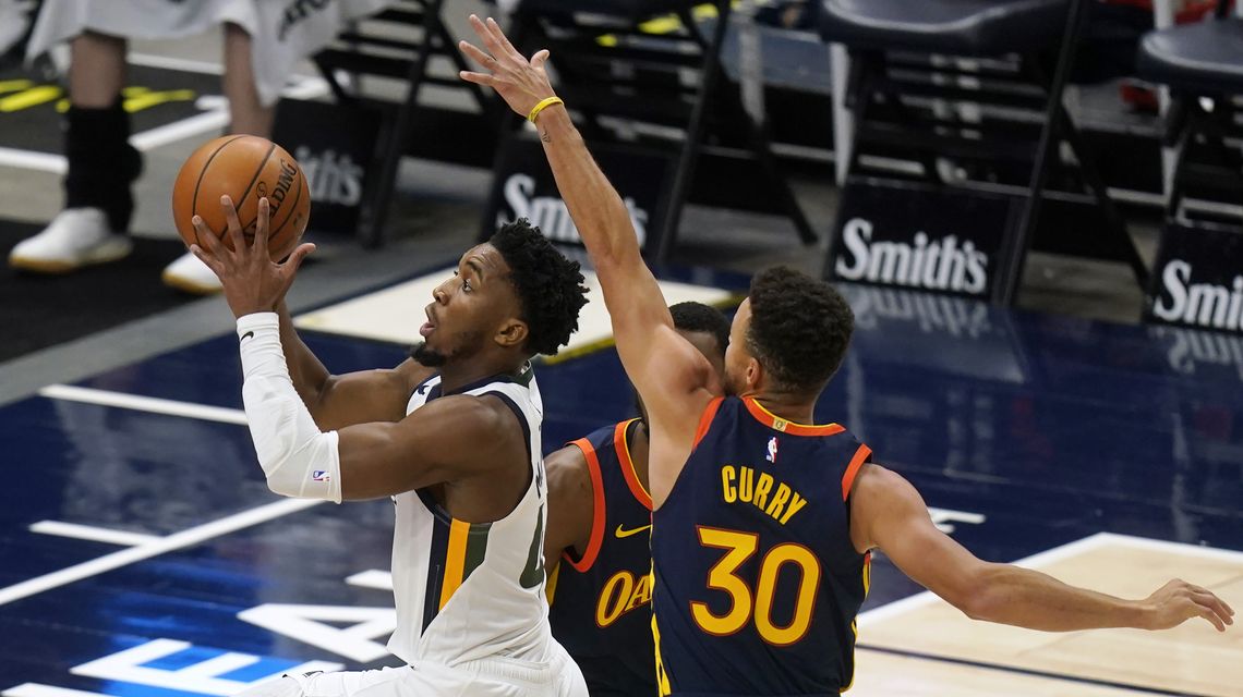 Jazz rout Warriors for 8th straight; Curry now 2nd in 3s