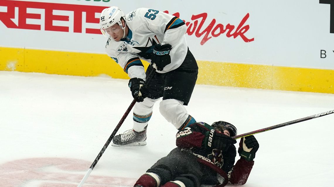 Sharks open the season with 4-3 shootout win over Coyotes