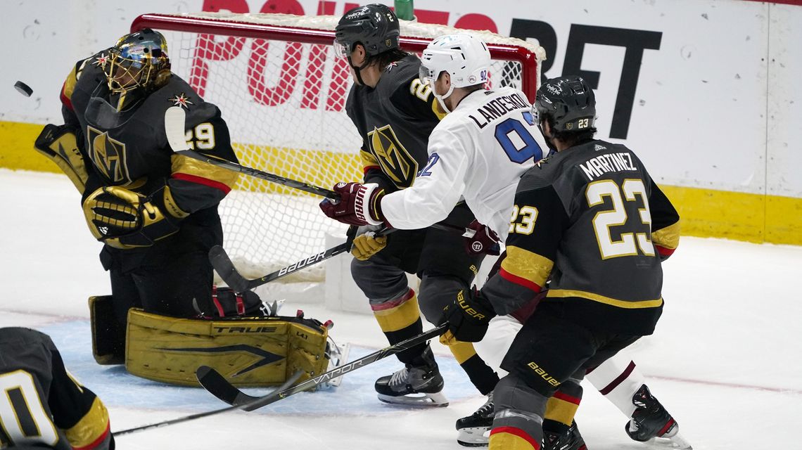Tuch, Fleury help Knights cruise to 3-0 win over Avalanche