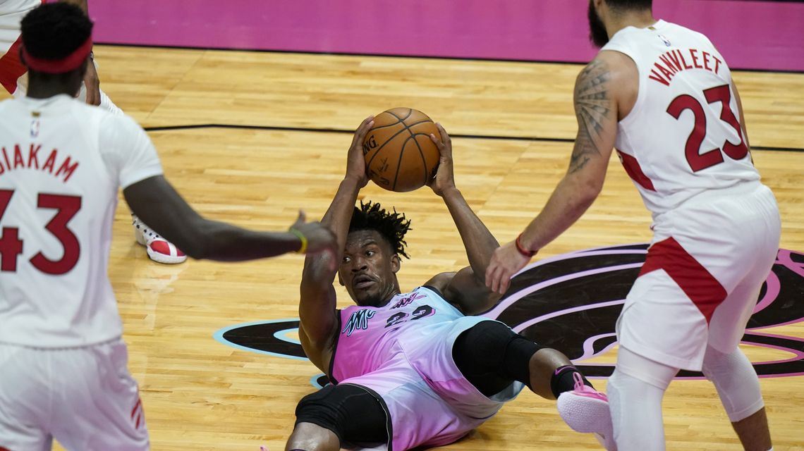 Butler leads Heat to 4th straight win, 116-108 over Raptors