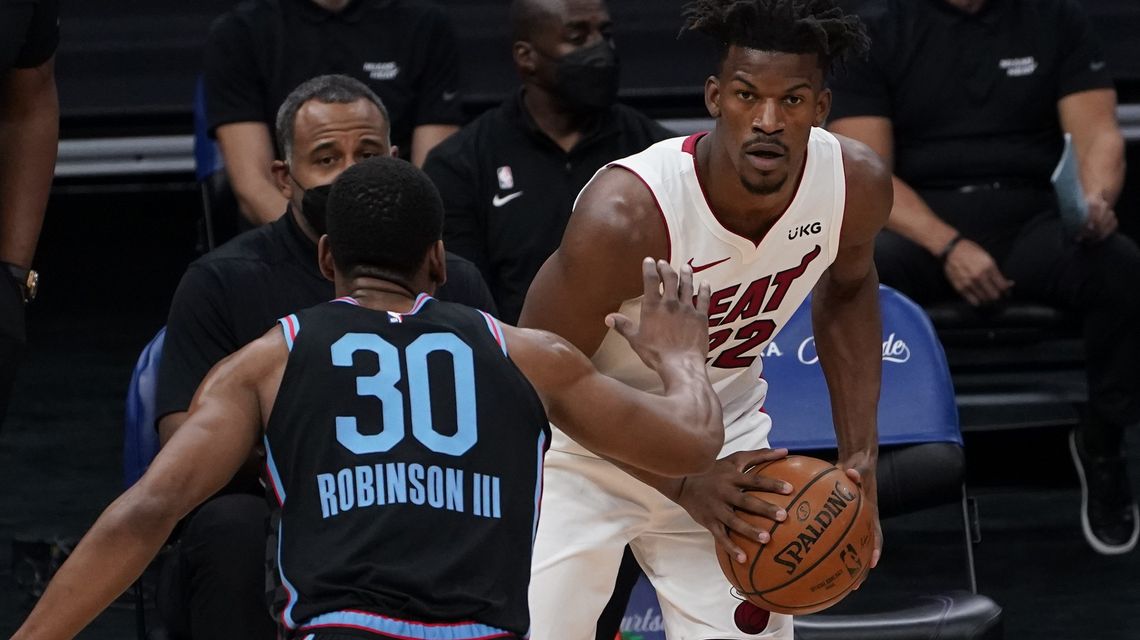 Butler’s 3rd straight triple-double paces Heat past Kings