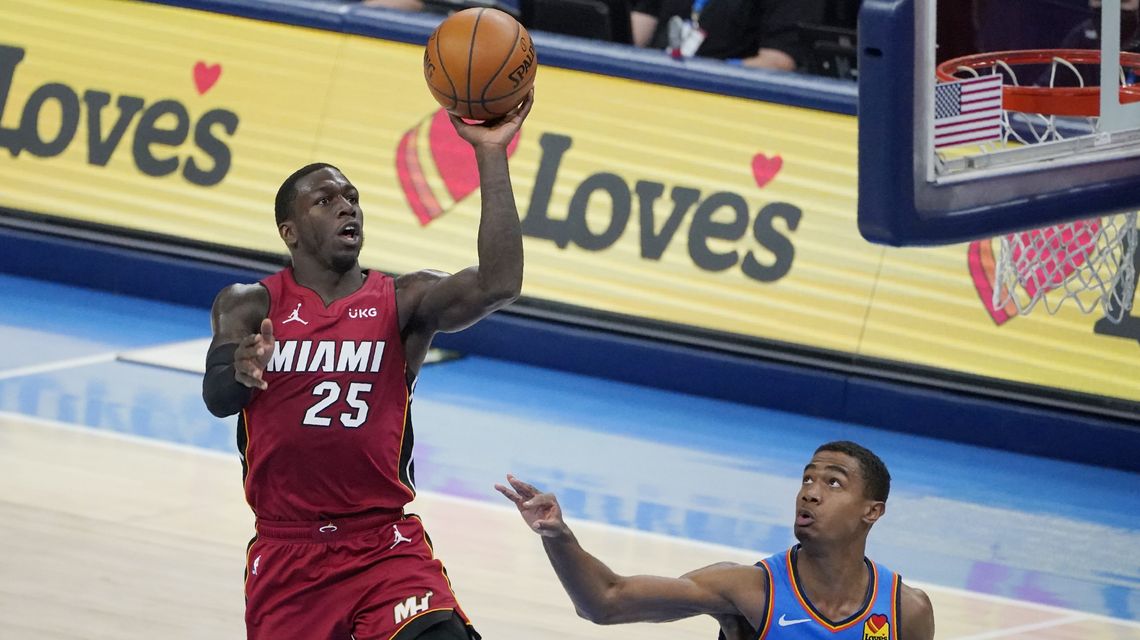 Heat pull away to beat Thunder 108-94 in finale of road trip