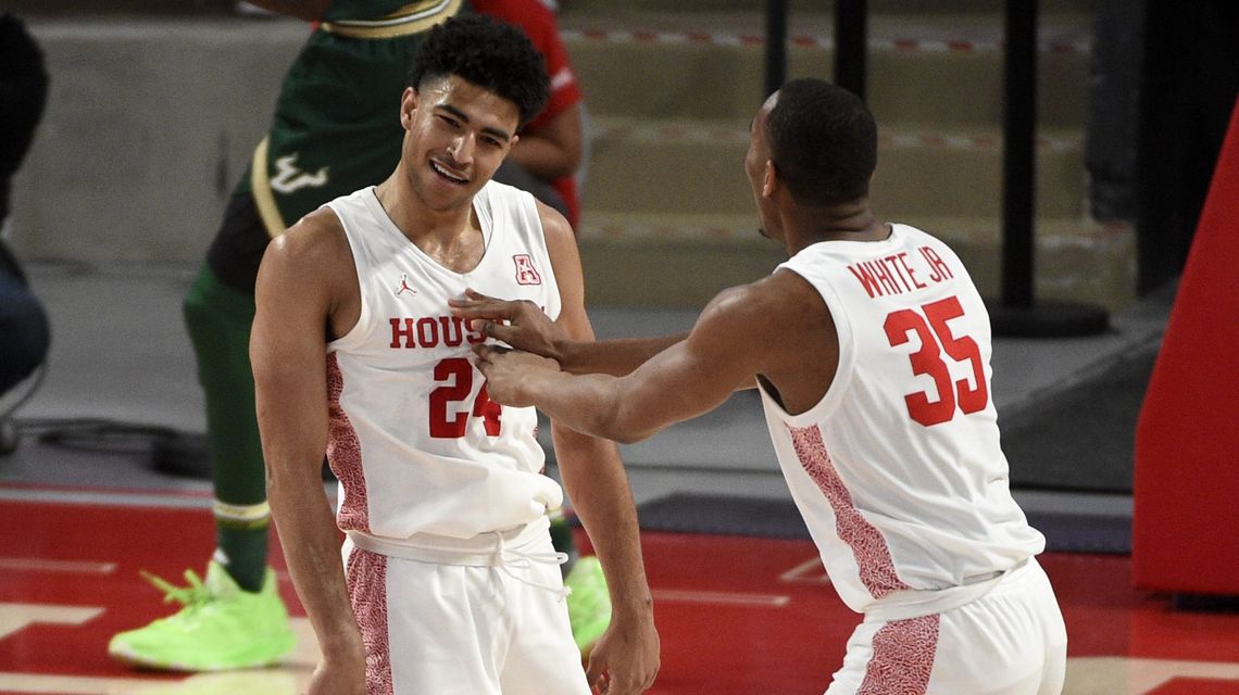 No. 12 Houston blows out USF with huge first-half run