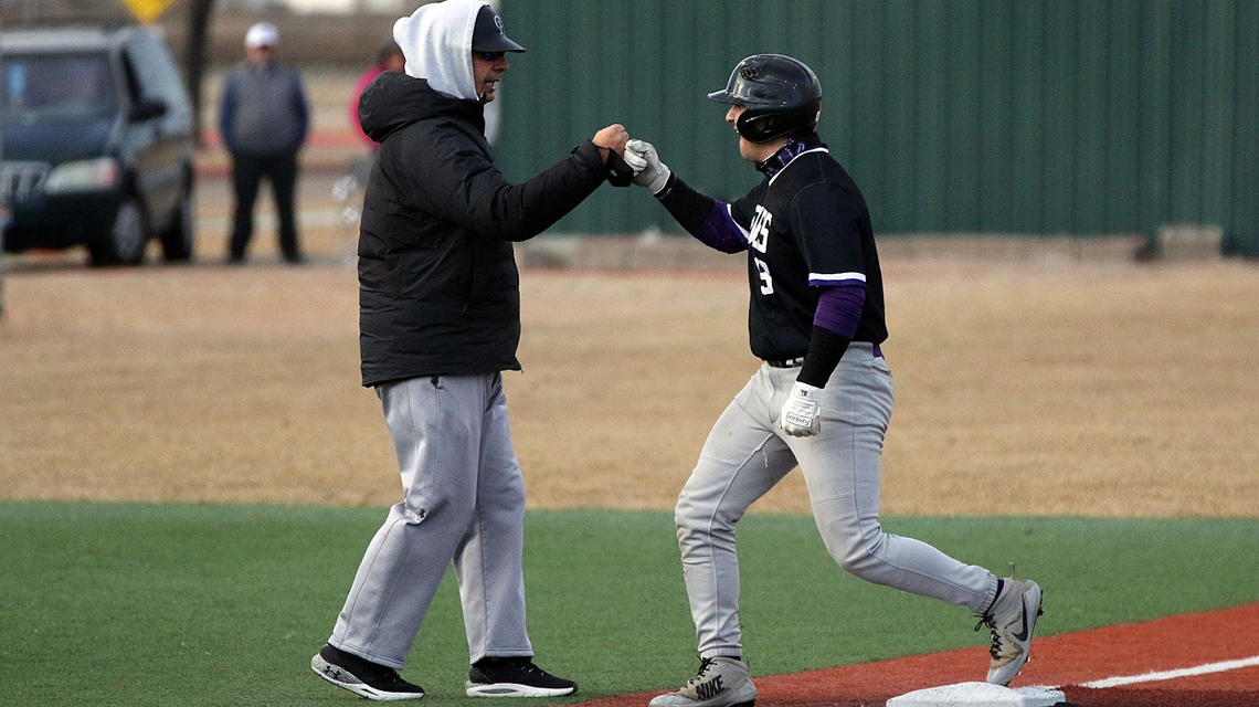 All of the lights: The promising start to the Yotes baseball season