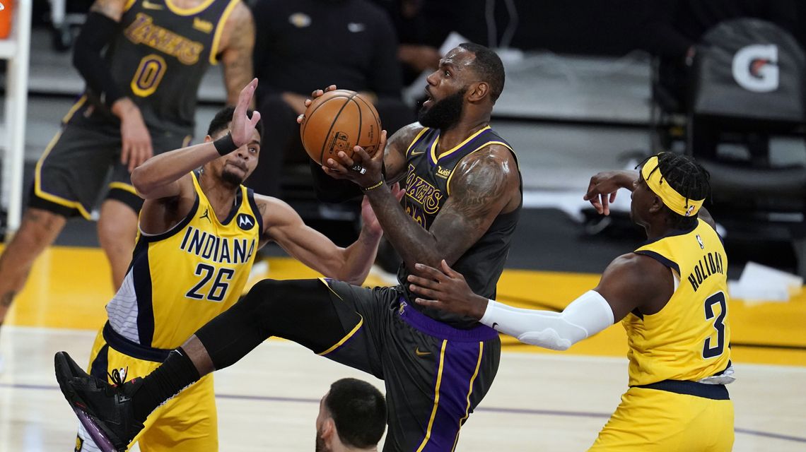 Kuzma leads Lakers’ late surge for 105-100 win over Pacers